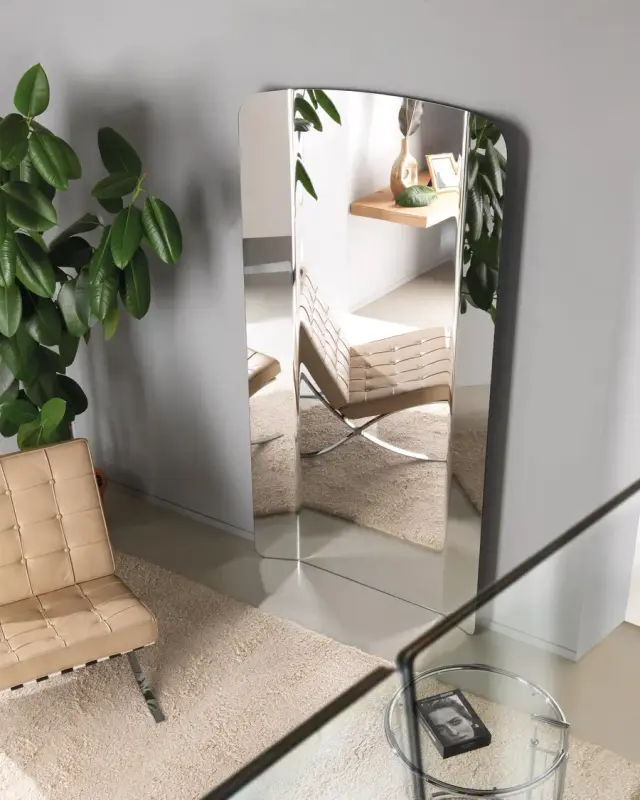 Corner – Full-length single-sheet mirror, Silver, interior